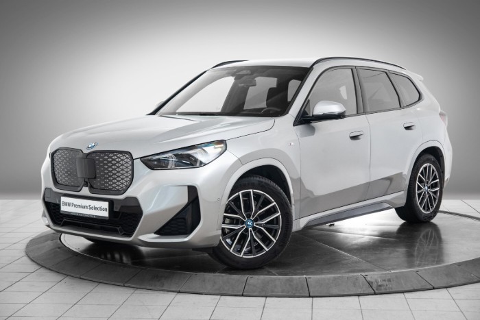 xDrive30 Fully Charged Premium E. (K)