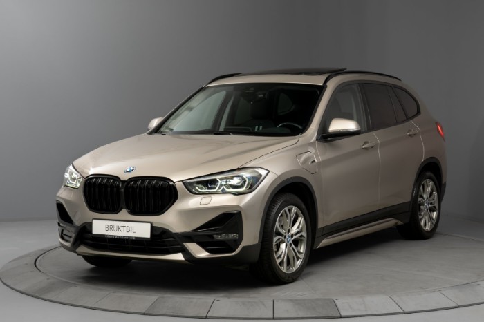 xDrive25e
