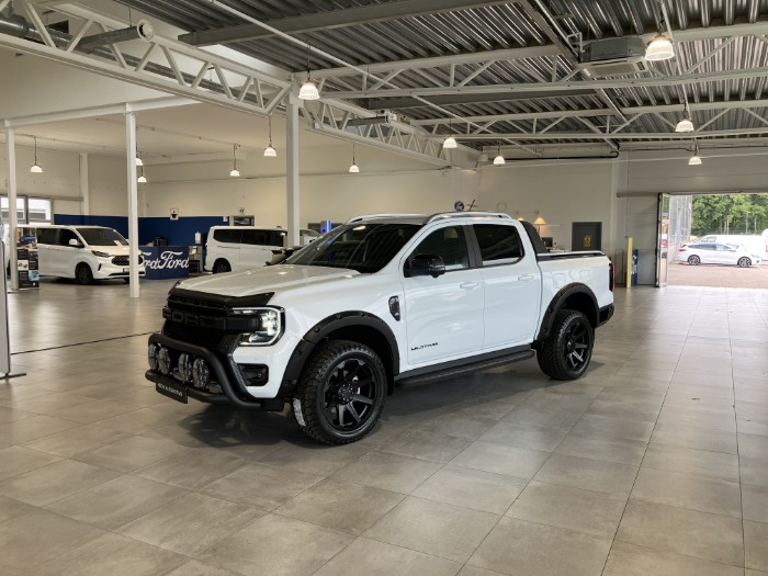 Wildtrak Double Cab Plug-in Hybrid | Påbyggd |