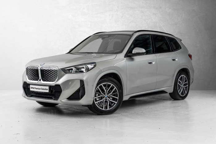 xDrive30 Fully Charged Premium E. (K)