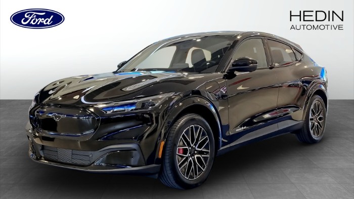 Premium LR RWD Privatleasing från 6995kr/mån