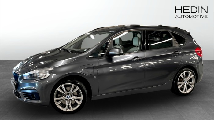 Active Tourer Sport Panorama Läder Navi Head-up H/K