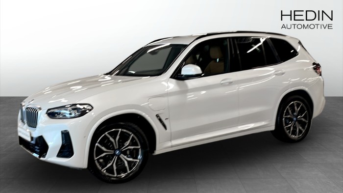 xDrive30e M-sport Värmare Backkamera Carplay