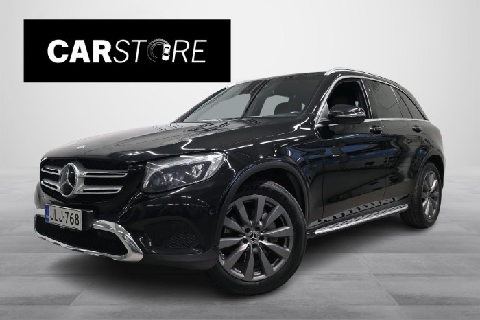 220 d 4Matic A Premium Business // Distronic + ajoavustimet / Panorama / HUD / Vetokoukku //