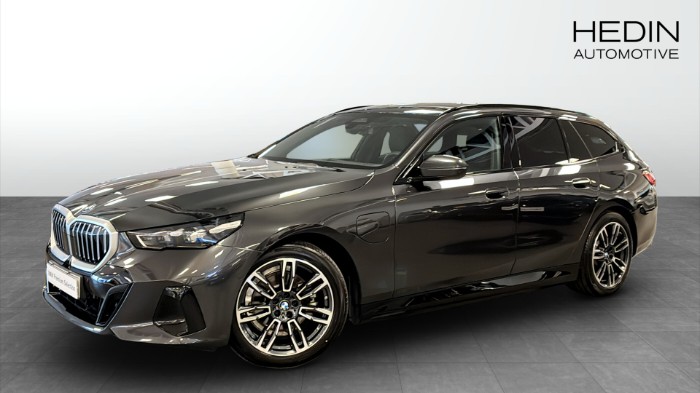 xDrive Touring M Sport Active Tonat Rattvärme