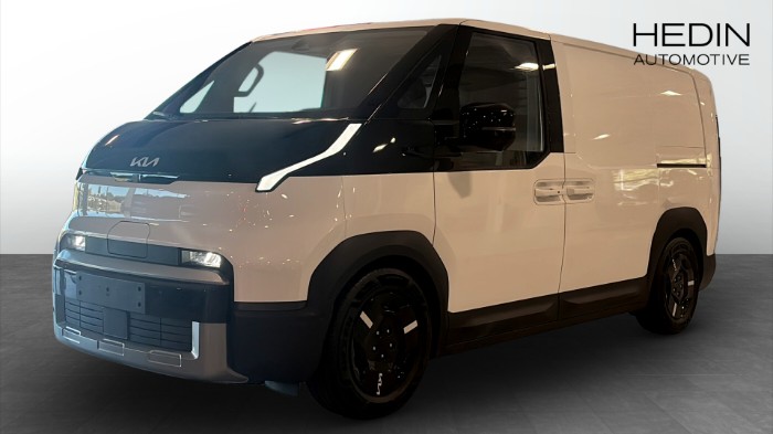 PV5 CARGO PLUS 4DR L2H1 LONG RANGE