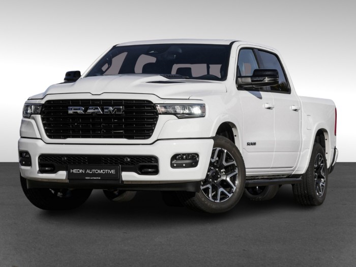 RAM 1500 Laramie Crew Cab 4x4