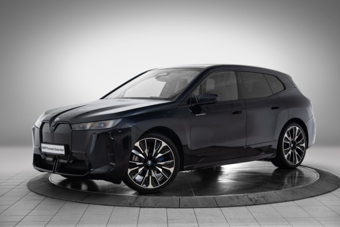 xDrive60 Fully Charged M Sport (K)