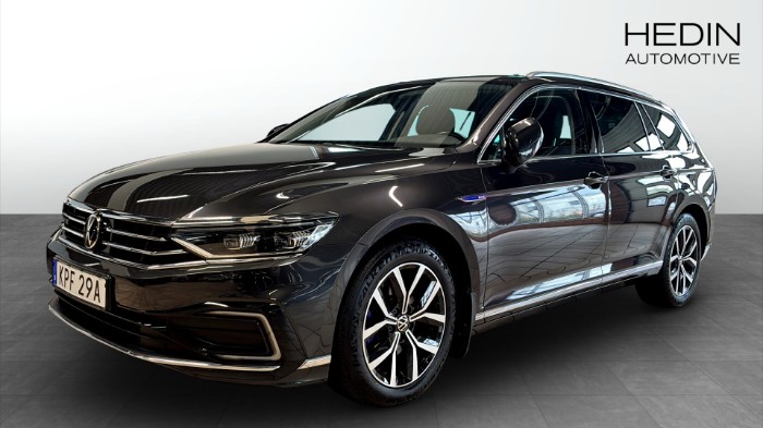 Sportscombi GTE 1.4 TSI GTE / Dragkrok / Läder