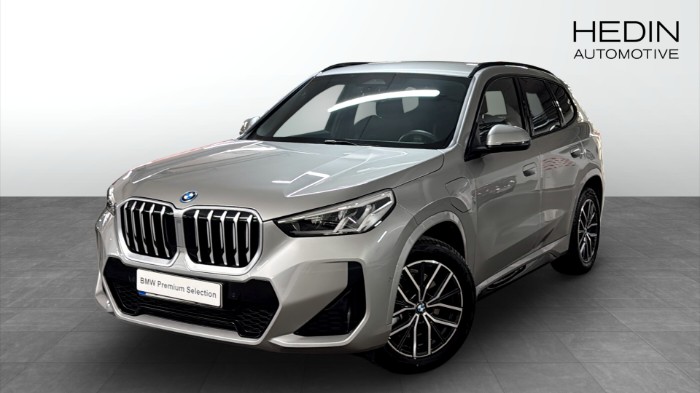xDrive25e M sport / Dragkrok / Driving assistant plus