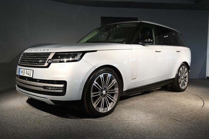 RANGE ROVER 3.0P PHEV AWD SWB AUTOBIO 550PS