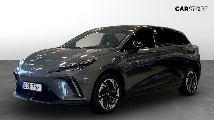 Long Range Luxury 64kWh (204hk) Navi - 360° - 94,3% SoH