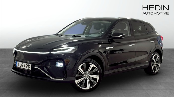 Luxury 70Kwh RWD