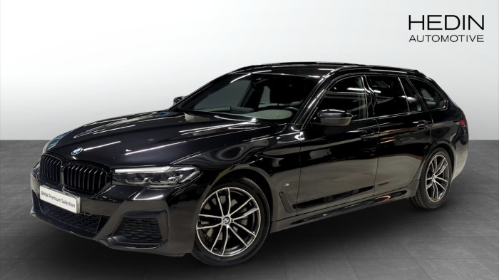 xDrive Touring M Sport Drag