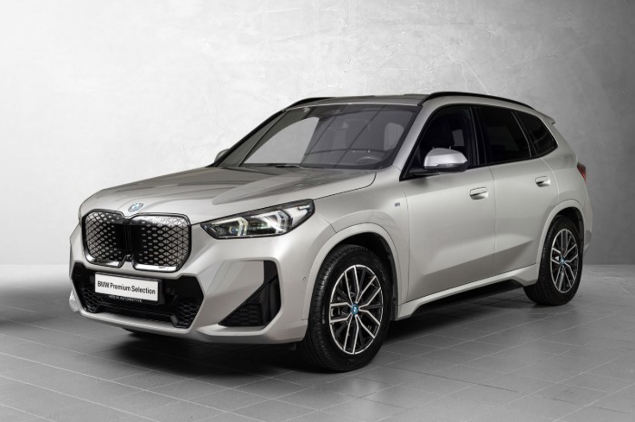 xDrive30 Fully Charged Premium E. (K)
