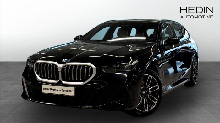 xDrive Touring M sport Drag Navi Kamera H/K