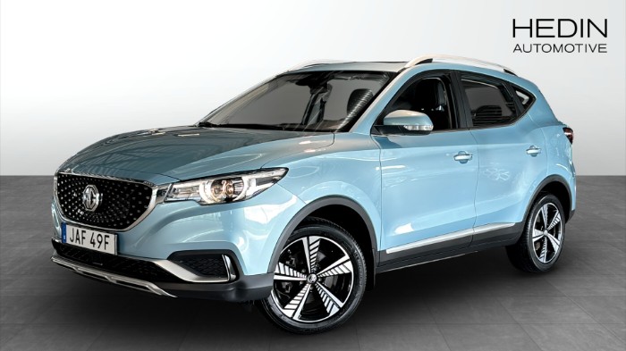 ZS EV LHD 45KWH LUXURY | B-KAMERA | PANO |