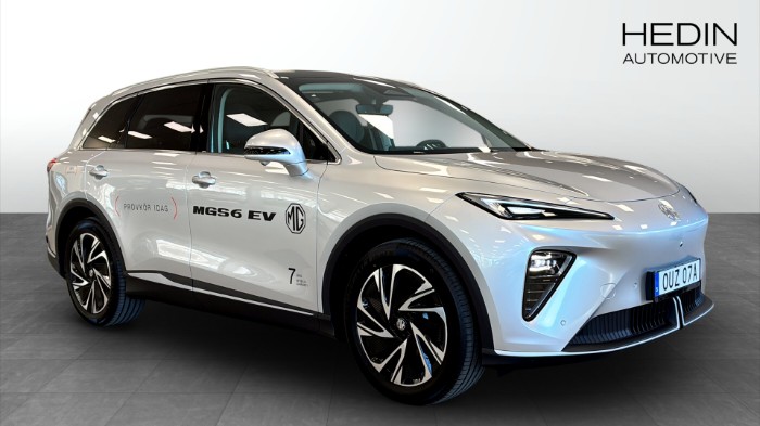 LUXURY 77 KWH AWD - DEMO