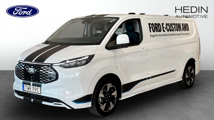 E-CUSTOM SPORT SKÅP 340L 218 A AWD DEMO