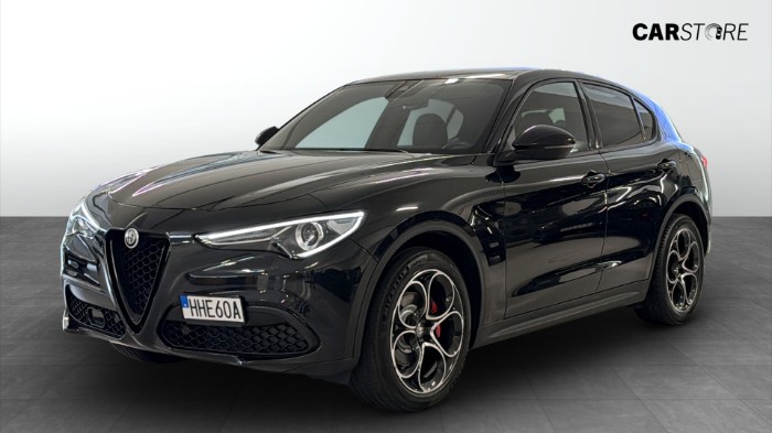 2.0 Turbo Q4 201Hk ,Kamera, Navi, Styrassistans