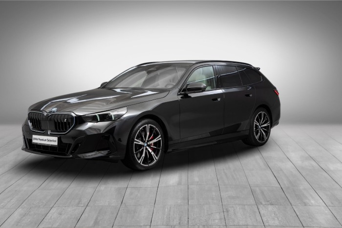 Touring xDrive40 Fully Charged (K)