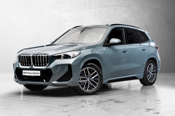 xDrive30 Fully Charged (K)