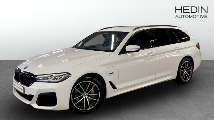 xDrive Touring M-Sport DAP Dragkrok Adaptiva LED