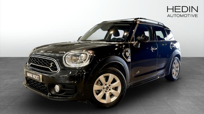 Cooper SE ALL4 Bluetooth Backkamera Farthållare