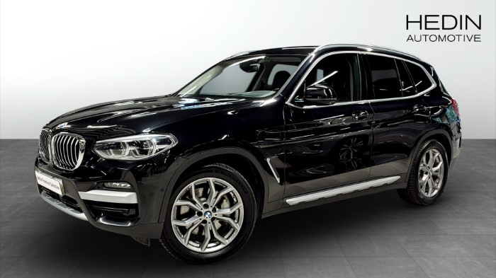 30e xDrive xLine Innovation Head Up Panorama