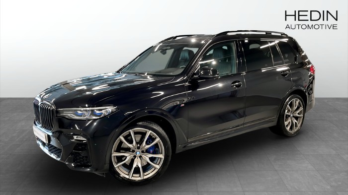 M50i xDrive Laserljus DAP Drag B&W 7-sits Head-up Panorama