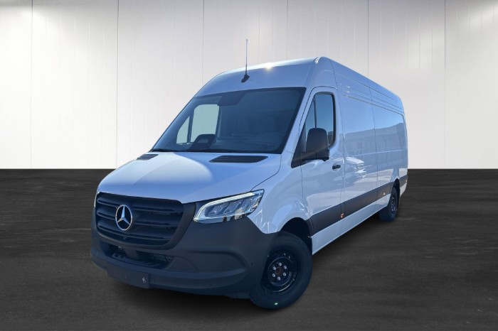 317 CDI SKÅP A3 PRO | 360 | 3-sits | Drag | Smartphone | Helläder