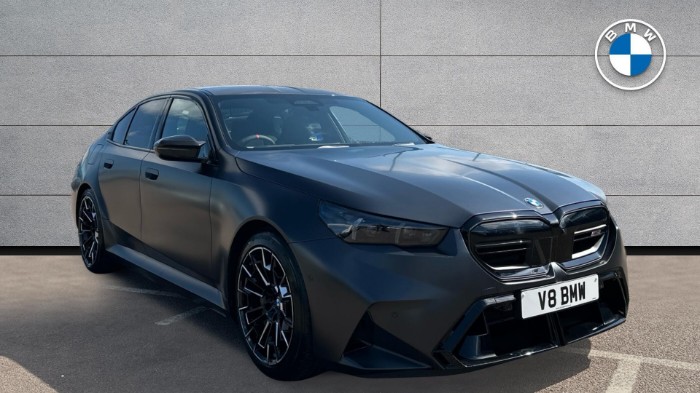 M5 Saloon