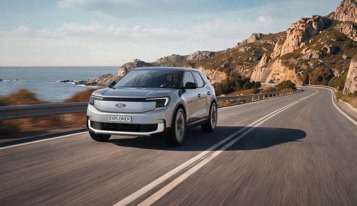 Premium Edition Long Range AWD