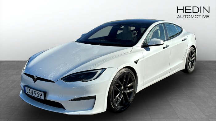 AWD 670hk 100kWh Pano Yoke Autopilot