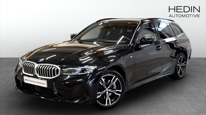 xDrive Touring M Sport Drag Adaptiv Farthållare Backkamera