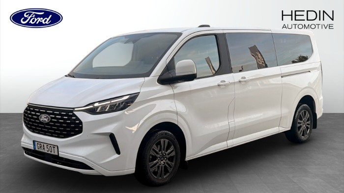 Titanium 320L L2 2.0L 170H / 9-Sits / Carplay