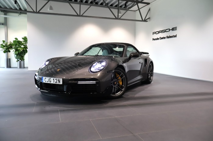 Turbo S Cabriolet 650HK