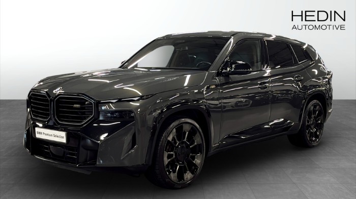 xDrive 4.4 V8 23"LM-Fälg Dragkrok DAP B&W-ljud