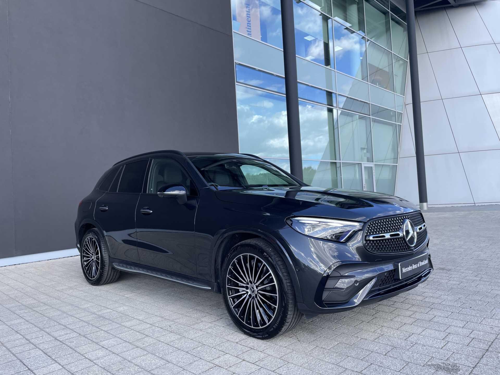 2026 Mercedes-Benz GLC