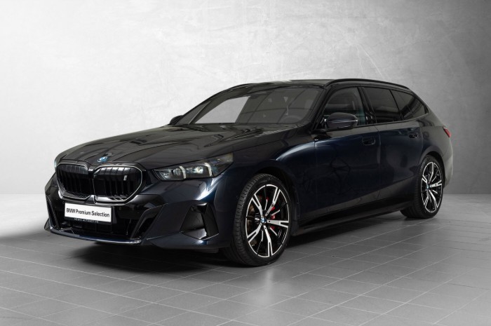 Touring xDrive40 Fully Charged Premium E (K)