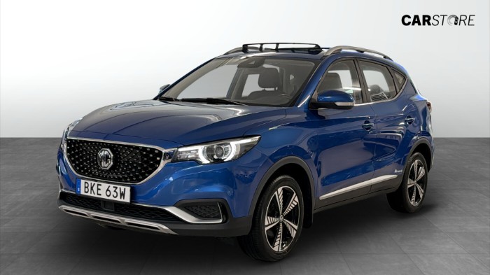 Luxury 143Hk / Pano / Kamera / CarPlay
