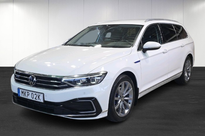Passat Sportscombi GTE | Dragkrok