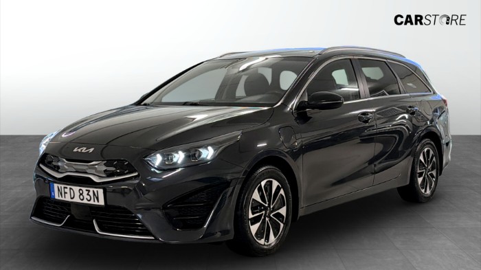 SW PHEV Advance 141Hk / Kamera / CarPlay / Navi