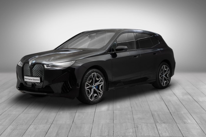 xDrive50 Fully Charged