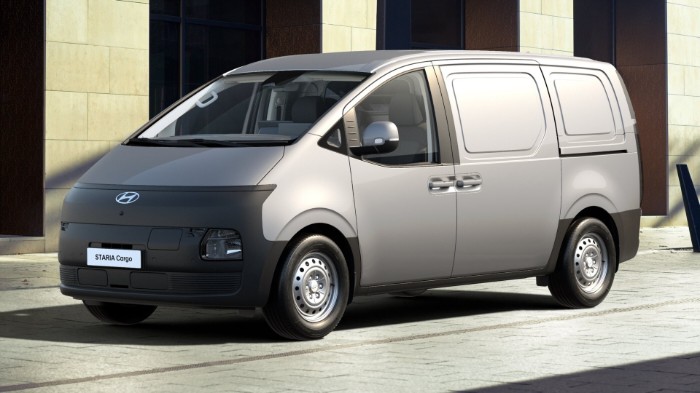 84kWh CARGO  3-SITS / SKÅP - LANSERINGSRABATT 80,000 KR