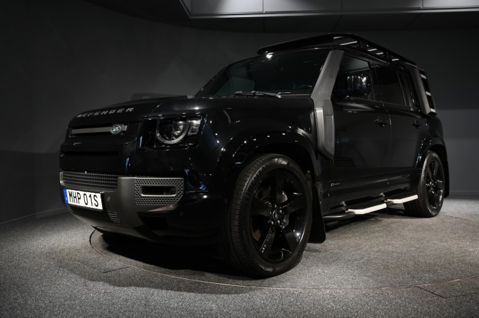 DEFENDER AWD 5DR SWB X-DYNAMIC HSE 400PS AUTO