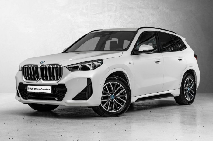 xDrive30 Fully Charged (K)
