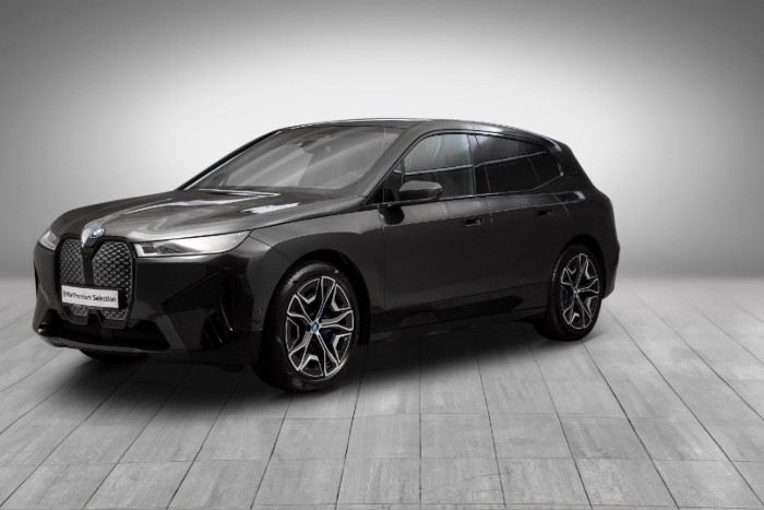 xDrive50 Fully Charged (K)