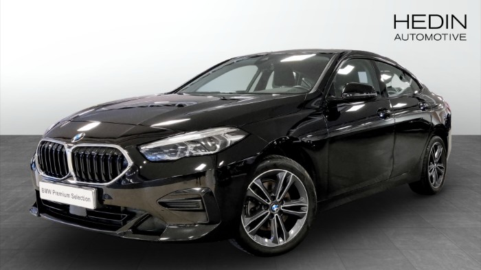 i Gran Coupé Model Sport PDC Nav