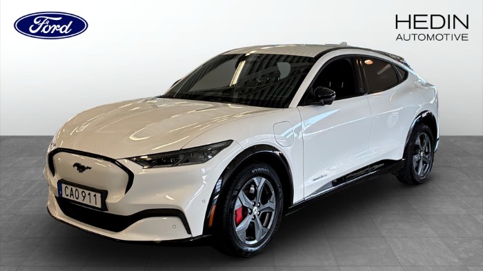 Standard Range AWD 269hk   0,95% RÄNTEKAMPANJ Teknikpaket